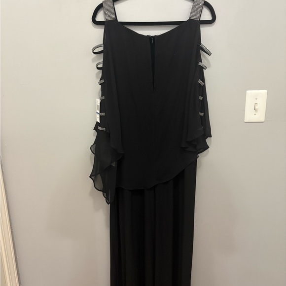 Elegant Black open sleeves with stones jumpsuit - Picture 11 of 14